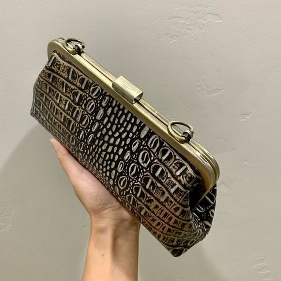 Genuine Leather Croc-Embossed Texture Push-lock Clutch/Shoulder Bag/Crossbody - Picture 12 of 16